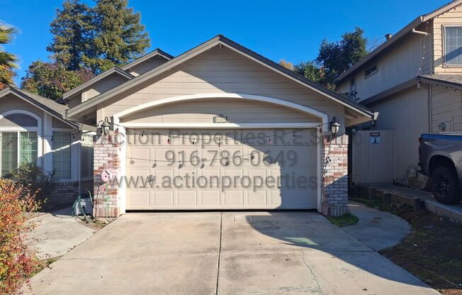 Updated 3 Bed, 2 Bath Home - Solar - Great Room with fireplace, Vaulted Ceilings Close to Shopping, Schools, & Parks!