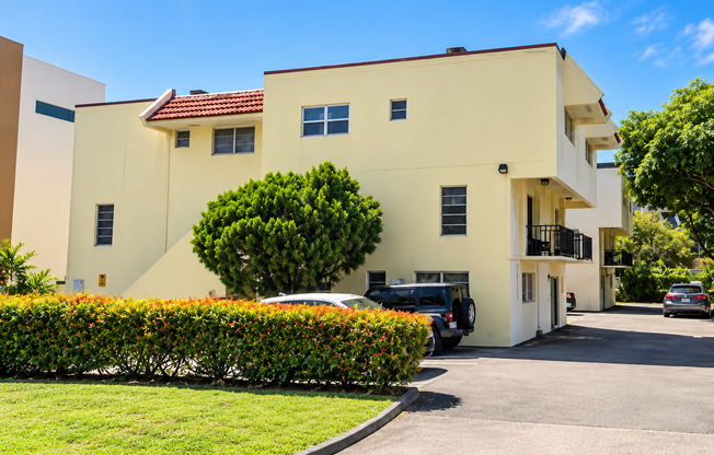 629 NE 2nd Ave Ft. Lauderdale, FL 33304