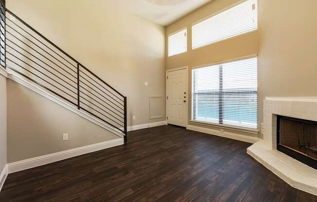 loft of Vine apartment in Arlington, TX