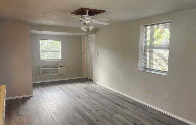 929 N.  Grandview