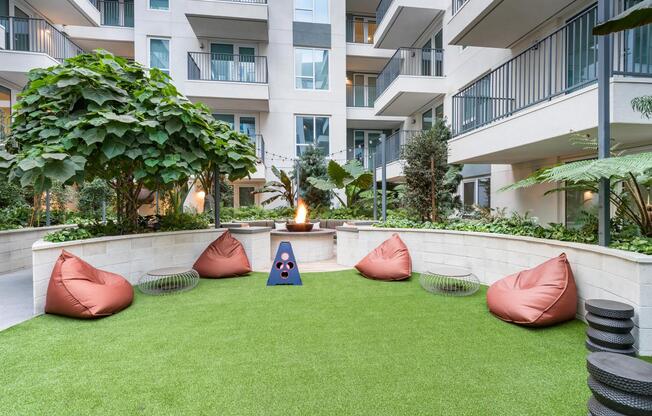 Game on! Enjoy shuffleboard, ping pong, and lawn games in our lively lounge & courtyard.
