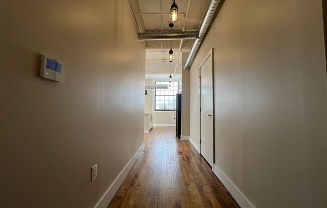 1 bed, 1 bath, 789 sqft, $1,775, Unit UNIT 315