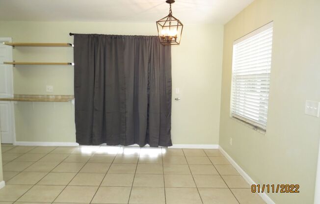 Charming 3 Bedroom 1.5 Bathroom in South Tampa!