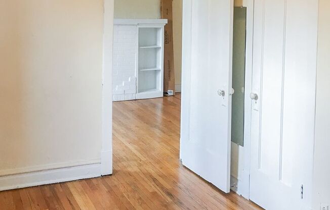 1 bed, 1 bath, 585 sqft, $1,695, Unit 2612G-1R