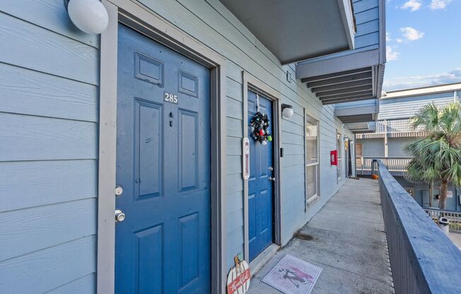 1 bed, 1 bath, 595 sqft, $1,050, Unit #285