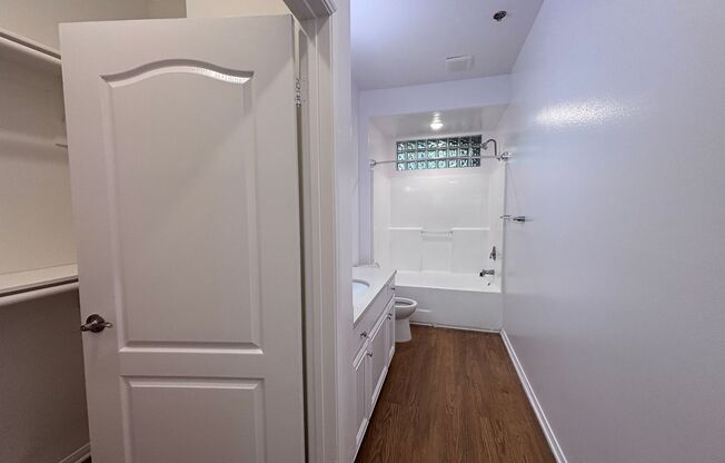 2 beds, 2 baths, 1,150 sqft, $3,398, Unit 112