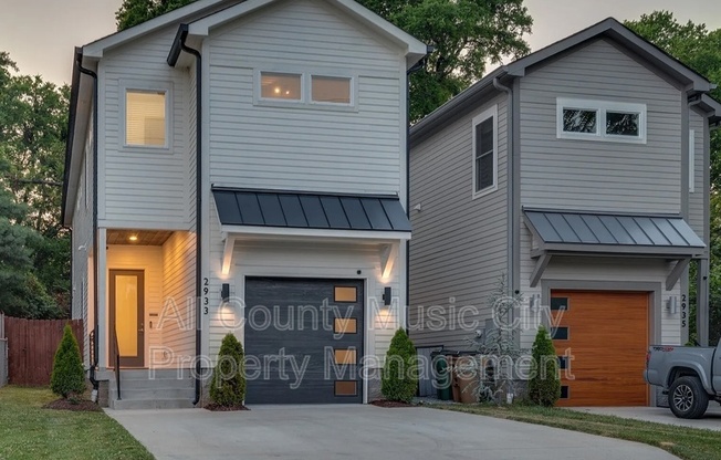 2933 Glenmeade Dr