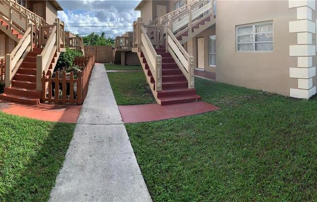 5880 NORTHWEST 16 PL