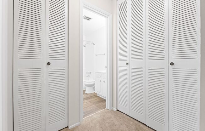 1 bed, 1 bath, 680 sqft, $1,025, Unit 377-301