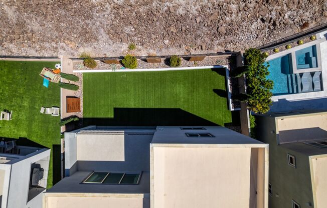 Furnished Luxury Rental with Mountain Views in Gated Henderson Community