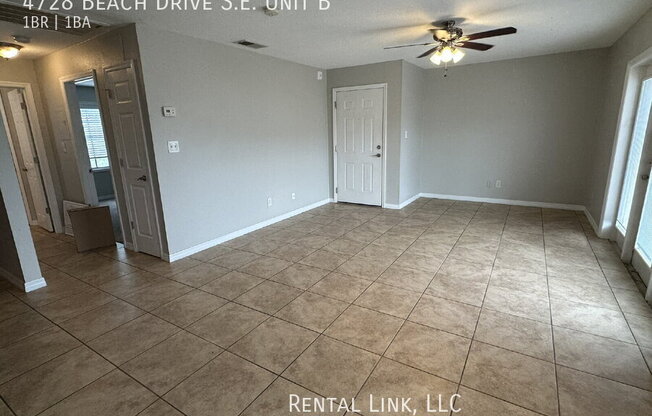 4728 BCH DR SE