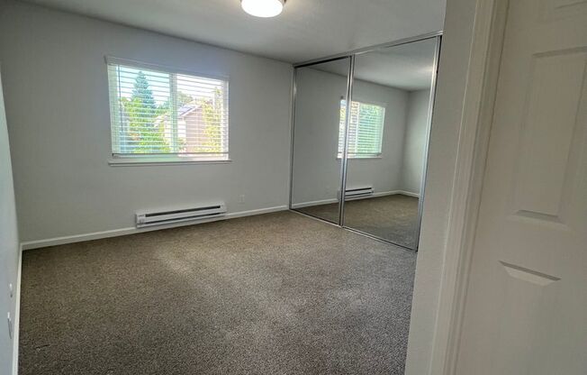 2 beds, 2 baths, 890 sqft, $3,250, Unit 777-270