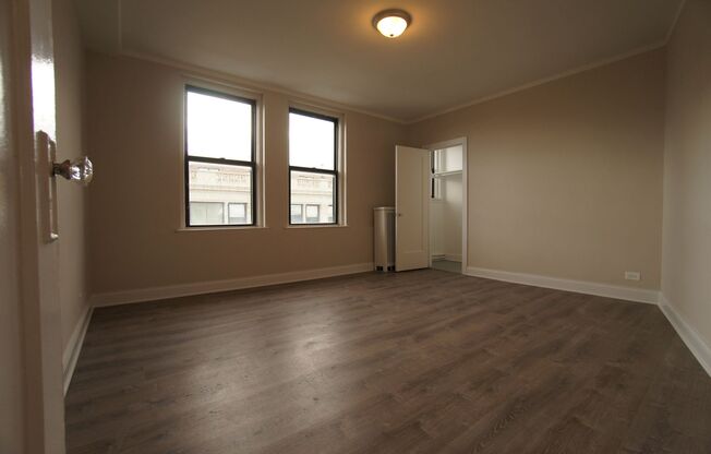 1 bed, 1 bath, 760 sqft, $1,895, Unit 301