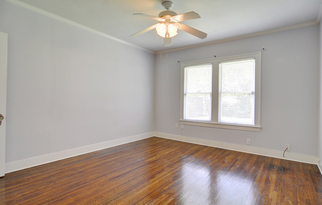 2 beds, 1 bath, $2,100