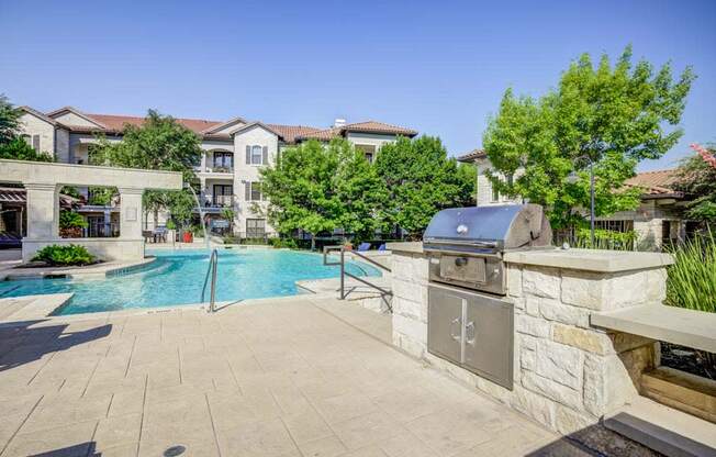 Poolside Grill Station at 3500 Westlake Apartments, Greystar Real Estate, Austin