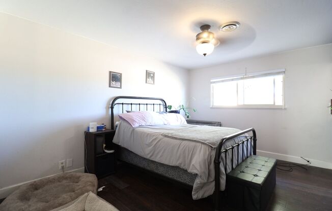 3 beds, 2 baths, $2,000