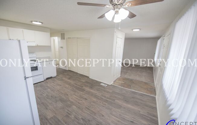 2 beds, 1 bath, 930 sqft, $1,299, Unit 59