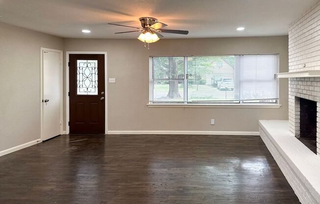 4 Bedroom / 2 Bath / 1 Car Garage