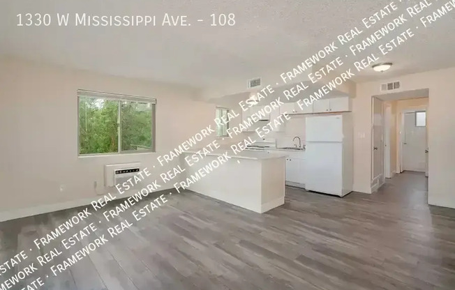 1330 W Mississippi Avenue