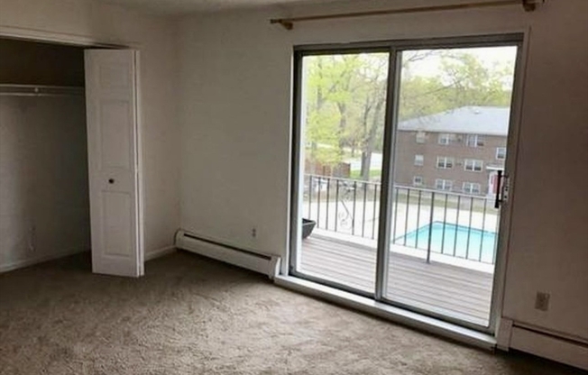 1 bed, 1 bath, 700 sqft, $1,850, Unit 9