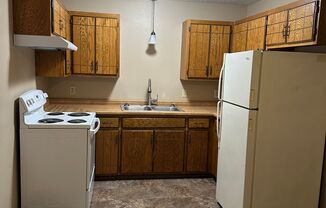 2 beds, 1 bath, $925, Unit NC-302