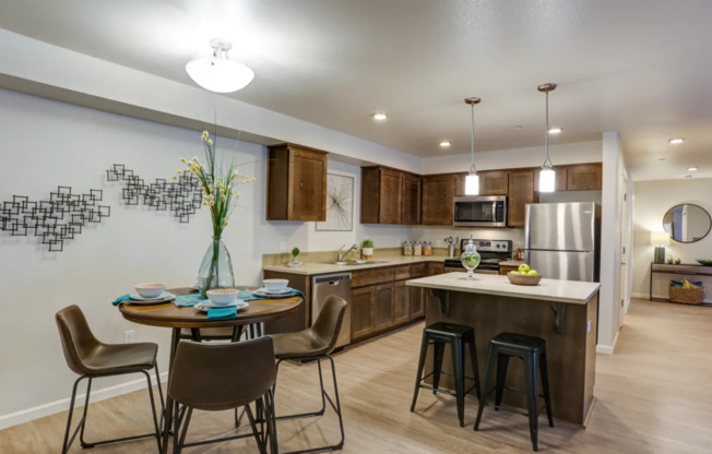 3 beds, 2 baths, 1,176 sqft, $2,250, Unit A-408