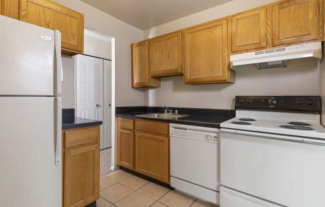 Fully Equipped Kitchen at Remington Place, Fort Washington, Maryland