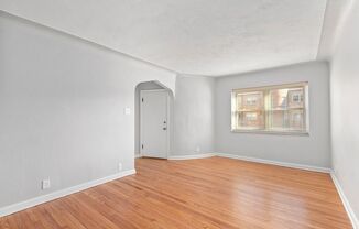 2 beds, 1 bath, $1,195, Unit 5825-2S