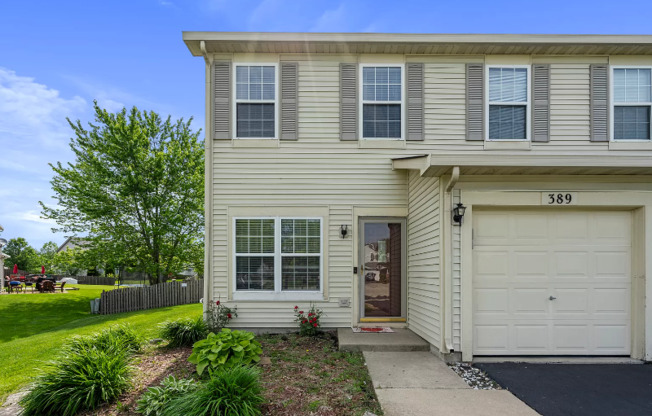 389 RICHMOND CT
