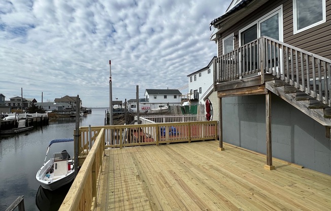 22 W 16 RD TOWNHOUSE