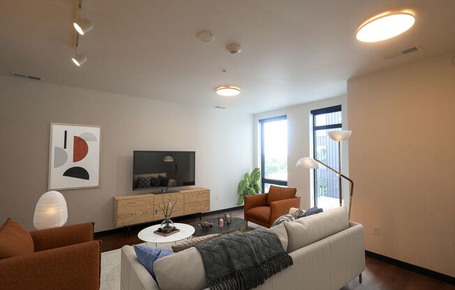 1 bed, 1 bath, 751 sqft, $1,615, Unit 624