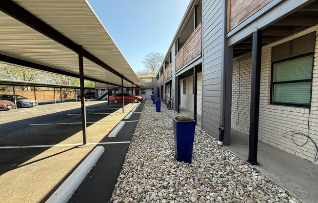 Ridglea Court Apartments