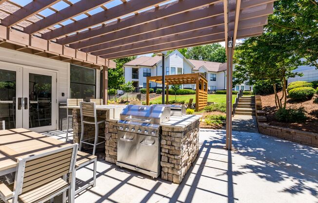 2 beds, 2 baths, 933 sqft, $1,685, Unit C-133