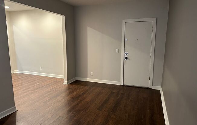 2 beds, 1 bath, 680 sqft, $1,600, Unit 103