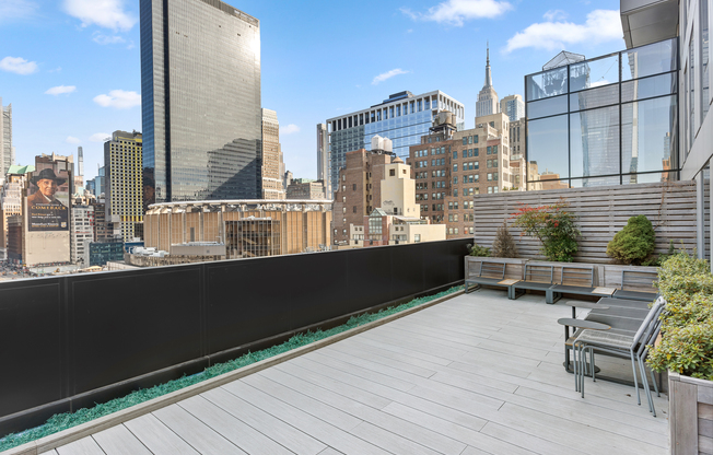 1 bed, 1 bath, 591 sqft, $5,200, Unit 7F