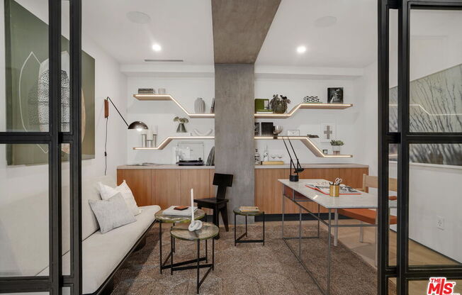 3 beds, 4 baths, 3,580 sqft, $29,900, Unit PHE