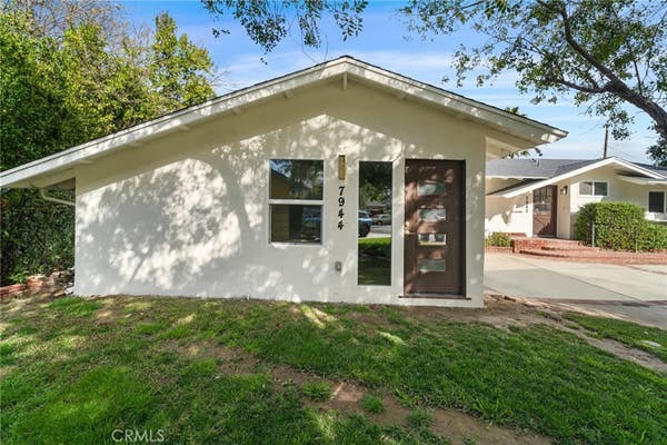 7944 MOORCROFT AVE