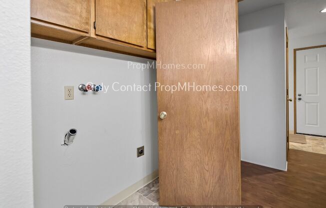 2 beds, 1 bath, 850 sqft, $1,599, Unit 236 NE 143rd Avenue