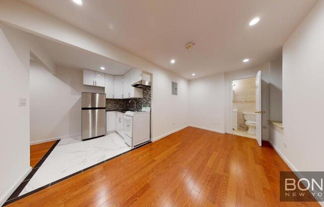 299 E 11 ST