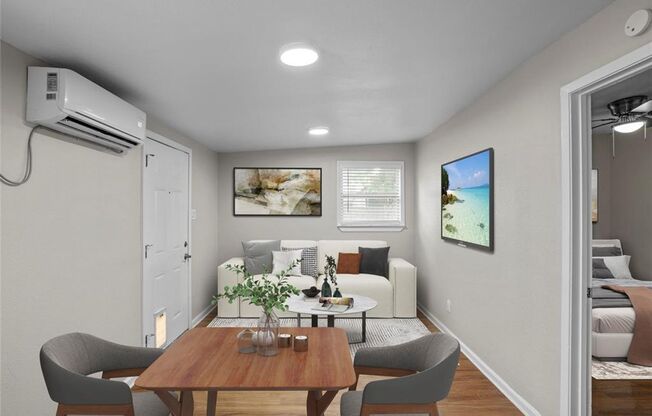 Renovated 1 bedroom - Available early July!