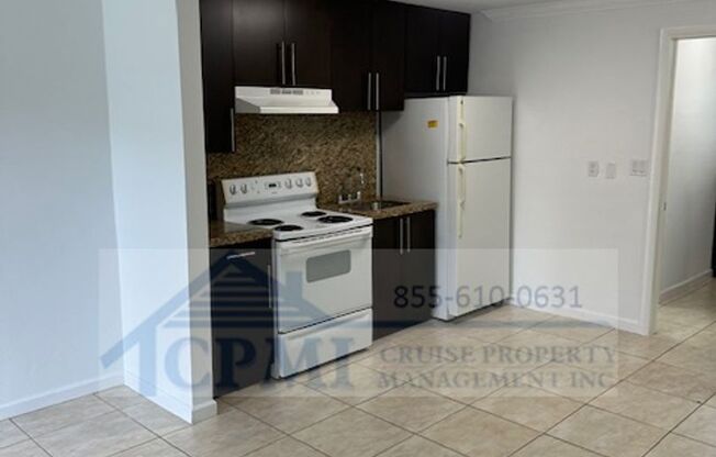 Studio, 1 bath, 520 sqft, $1,425, Unit 105