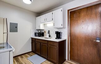 1 bed, 1 bath, $695, Unit # 203