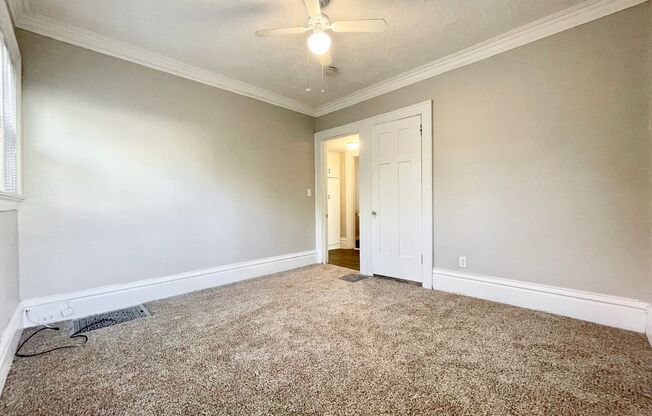 2 beds, 1 bath, $1,295, Unit 1