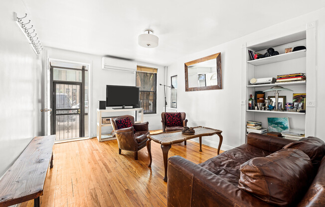 150 POWERS ST