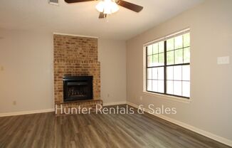 2 beds, 1.5 baths, $850