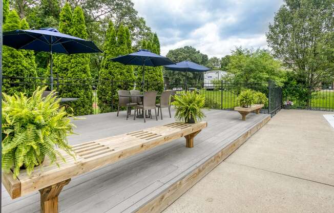 Pool Deck Space