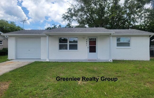 Spacious 2 Bed/1 Bath Home in Port Richey