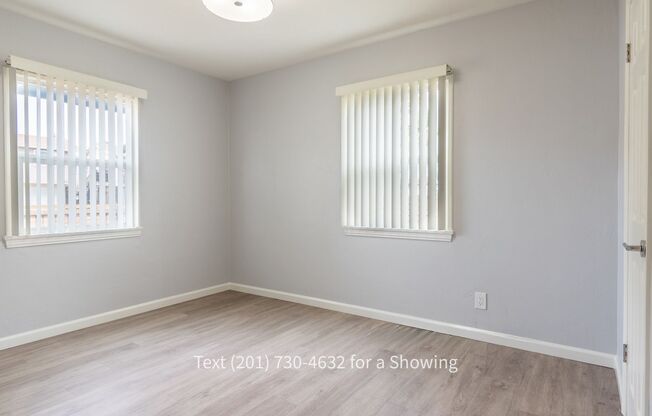 2 beds, 1 bath, $2,595, Unit 4529 Wilson Ave