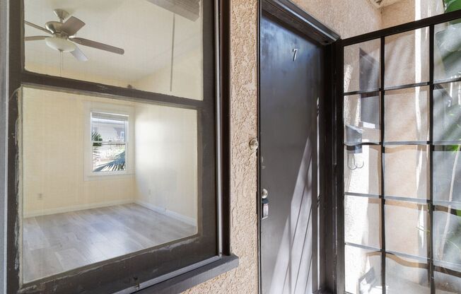 Studio, 1 bath, 320 sqft, $1,595, Unit 07