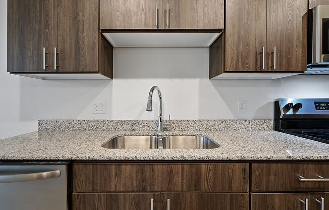 1 bed, 1 bath, 1,015 sqft, $1,995, Unit 410